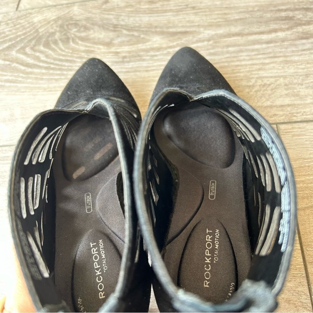 Rockport Black Cutout  Kalila Suede Bootie - Picture 9 of 16